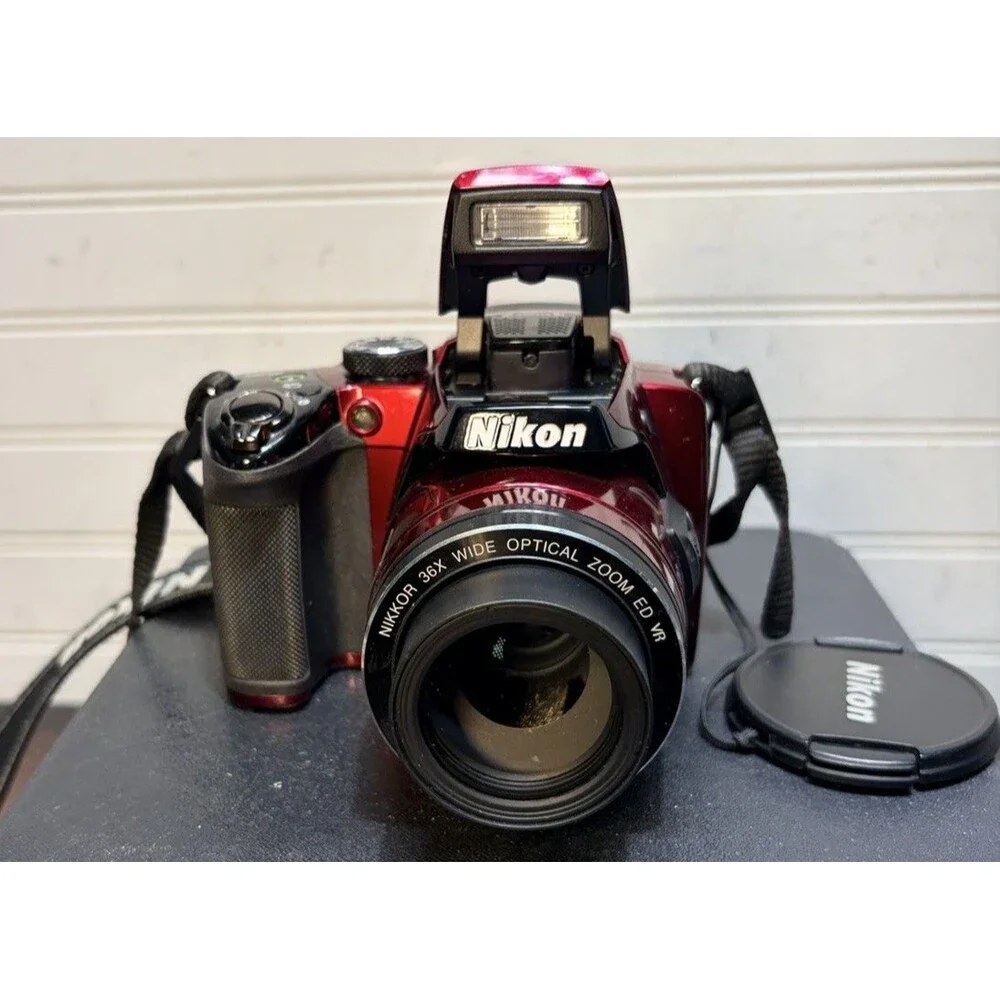 Nikon COOLPIX P500 12.1MP Digital Camera Bundle 2 Batteries Charger 4gb Card
